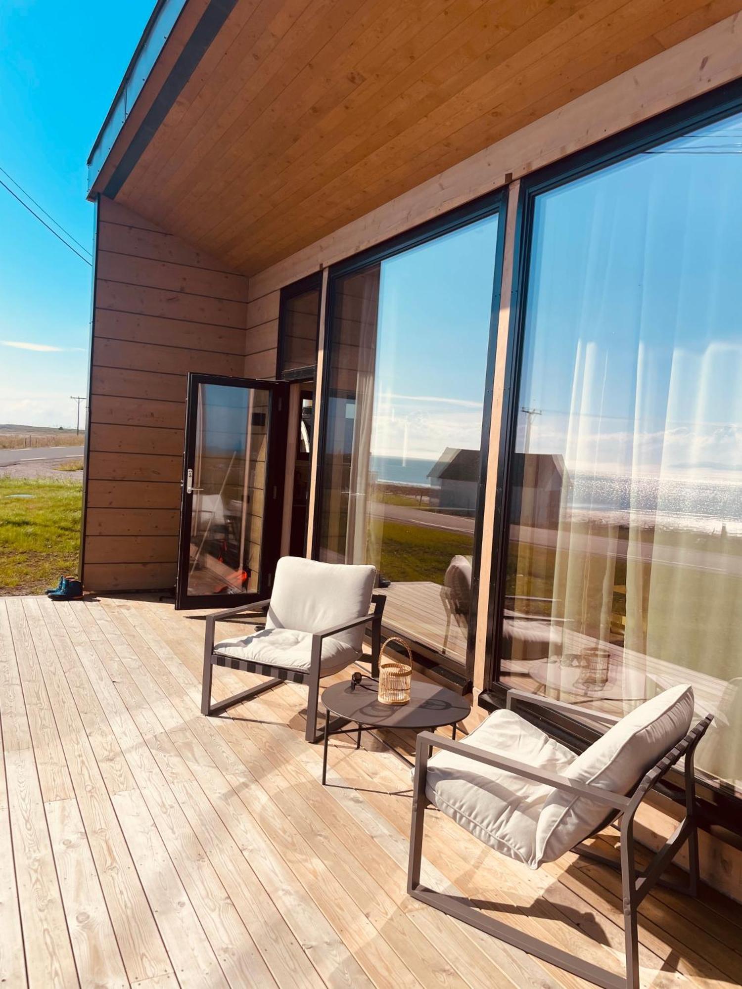 Ekkeroy Lodge - Arctic Living Вадсё Экстерьер фото