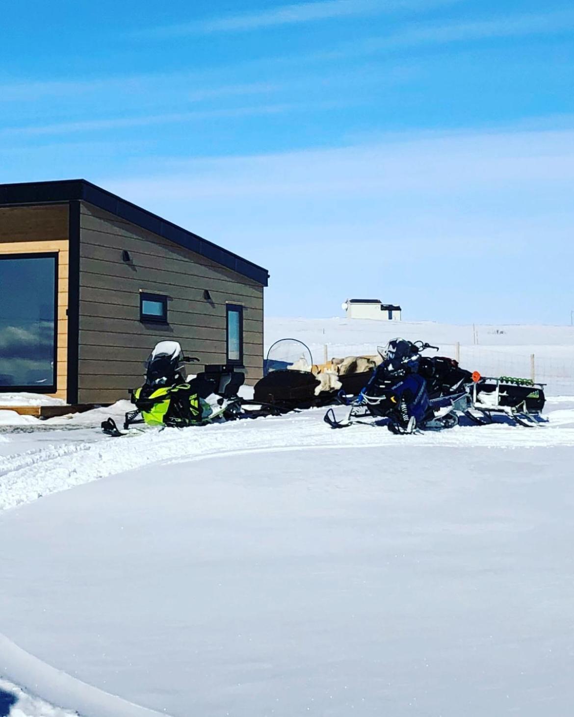 Ekkeroy Lodge - Arctic Living Вадсё Экстерьер фото
